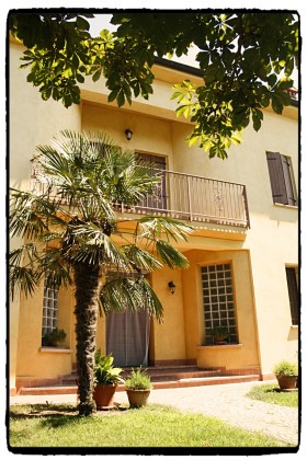 Benvenuti nel nostro bed and breakfast - B&B NASCONDINO